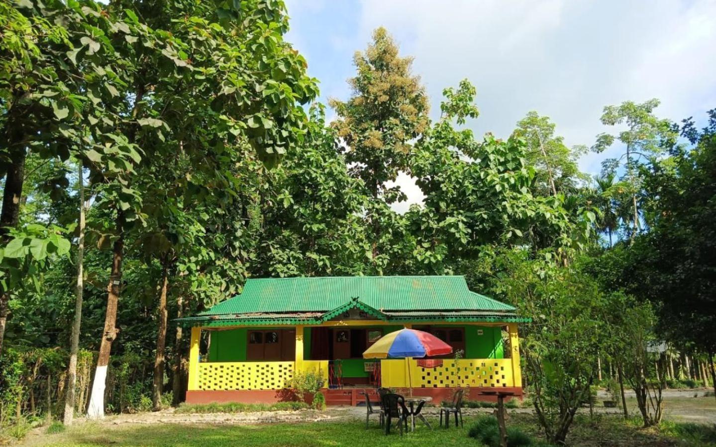 Leo Jungle Retreat By Stayapart , Jaldapara Madari Hat 외부 사진